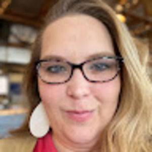 Meet your Posher, Tia